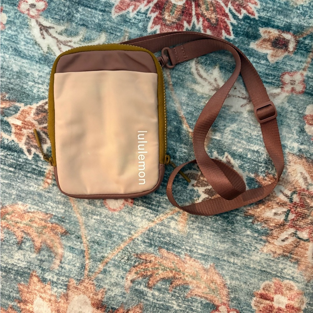 Lululemon Athletica Beige and Brown Belt Bag